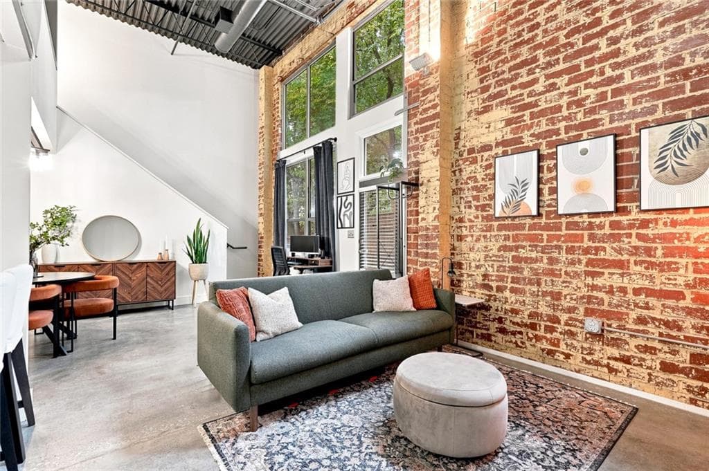 1 bedroom, 2 bathroom, 956 sq ft condominium for sale at 195 Arizona Avenue 138, Atlanta, GA 30307 — photo 5