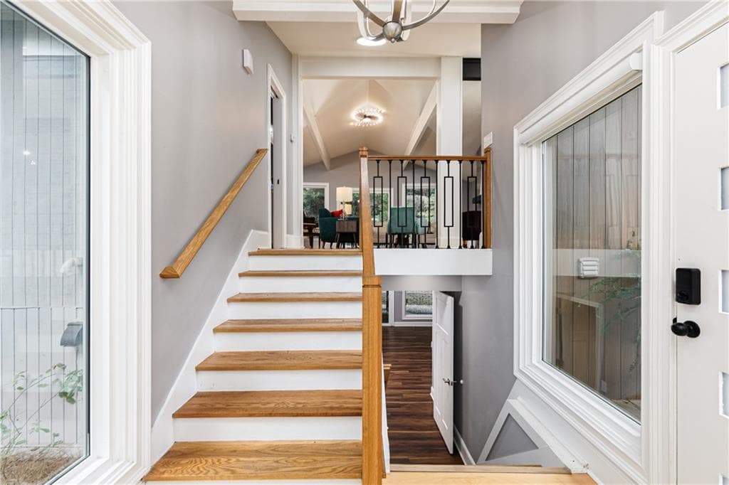 4 bedroom, 4 bathroom, 2,787 sq ft single family residence for sale at 371 Clear Spring Court, Marietta, GA 30068 — photo 5