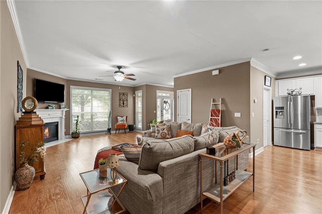 3 bedroom, 3 bathroom, 2,502 sq ft townhouse for sale at 967 Cambron Commons Trace, Suwanee, GA 30024 — photo 8