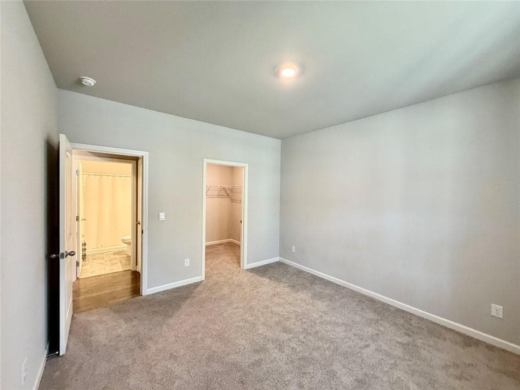5 bedroom, 3 bathroom, 2,788 sq ft single family residence for rent at 5888 Screech Owl Drive, Flowery Branch, GA 30542 for $2,400 a month — photo 5