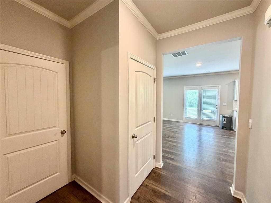 5 bedroom, 3 bathroom, 2,788 sq ft single family residence for rent at 5888 Screech Owl Drive, Flowery Branch, GA 30542 for $2,400 a month — photo 6