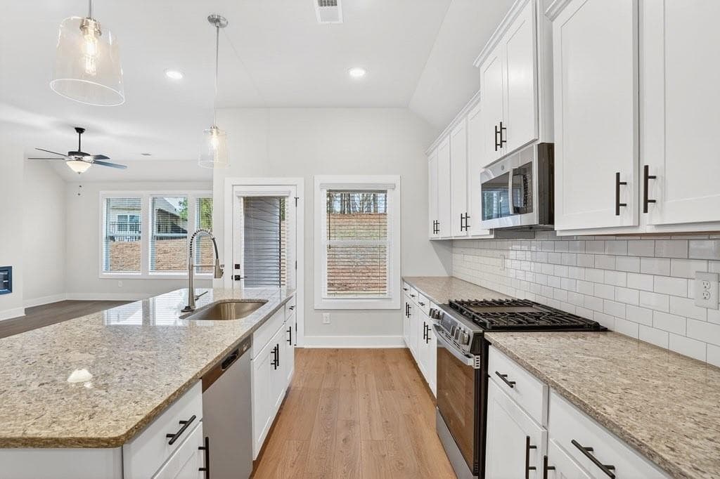 3 bedroom, 3 bathroom, 1,713 sq ft single family residence for sale at 216 Villa Rica - Lot 11 Springs, Villa Rica, GA 30180 — photo 9