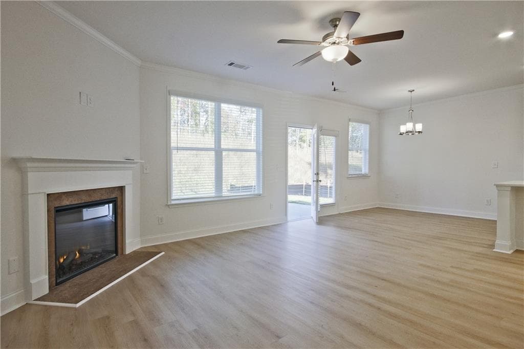 5 bedroom, 3 bathroom, 2,509 sq ft single family residence under contract at 5592 Keswick Drive, Flowery Branch, GA 30542 — photo 4