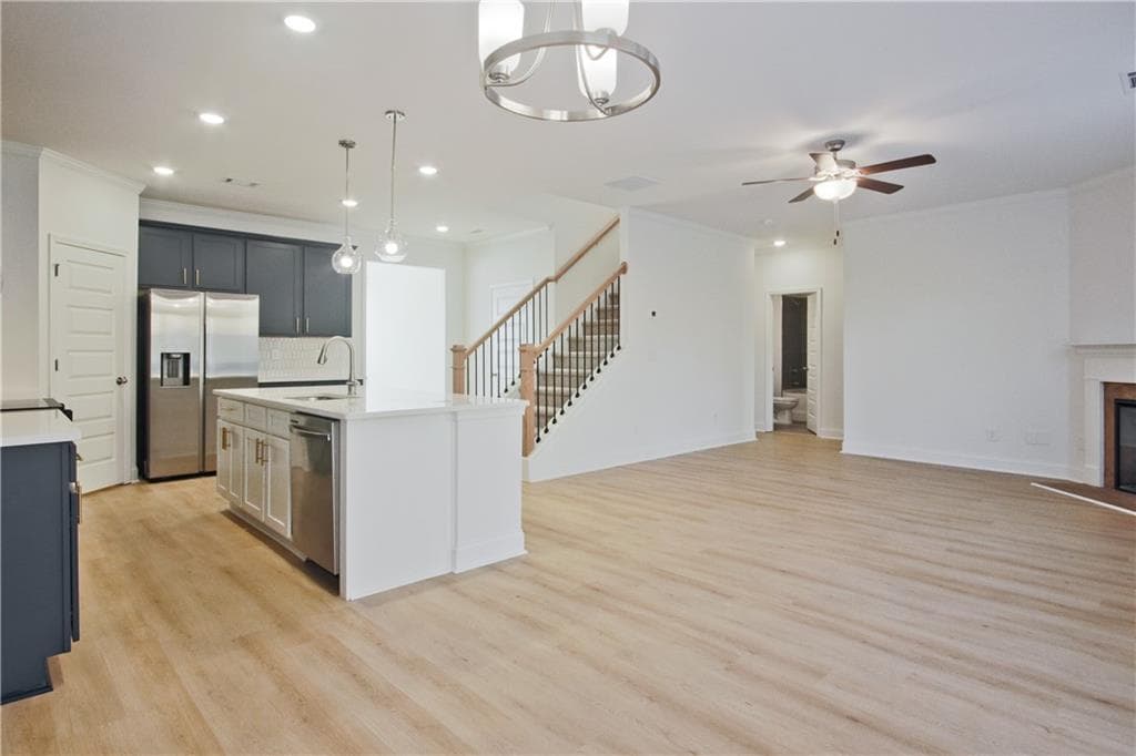 5 bedroom, 3 bathroom, 2,509 sq ft single family residence under contract at 5592 Keswick Drive, Flowery Branch, GA 30542 — photo 8