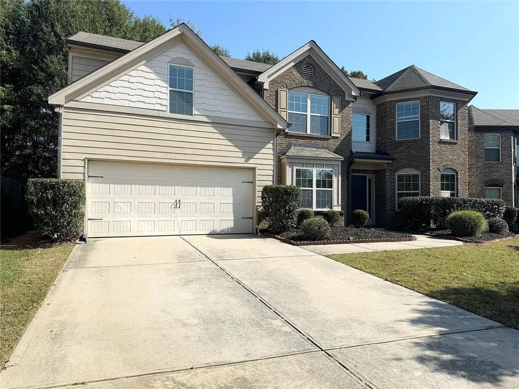 5 bedroom, 3 bathroom, 2,587 sq ft single family residence for rent at 3238 Sag Harbor Court, Buford, GA 30519 for $2,800 a month — photo 2