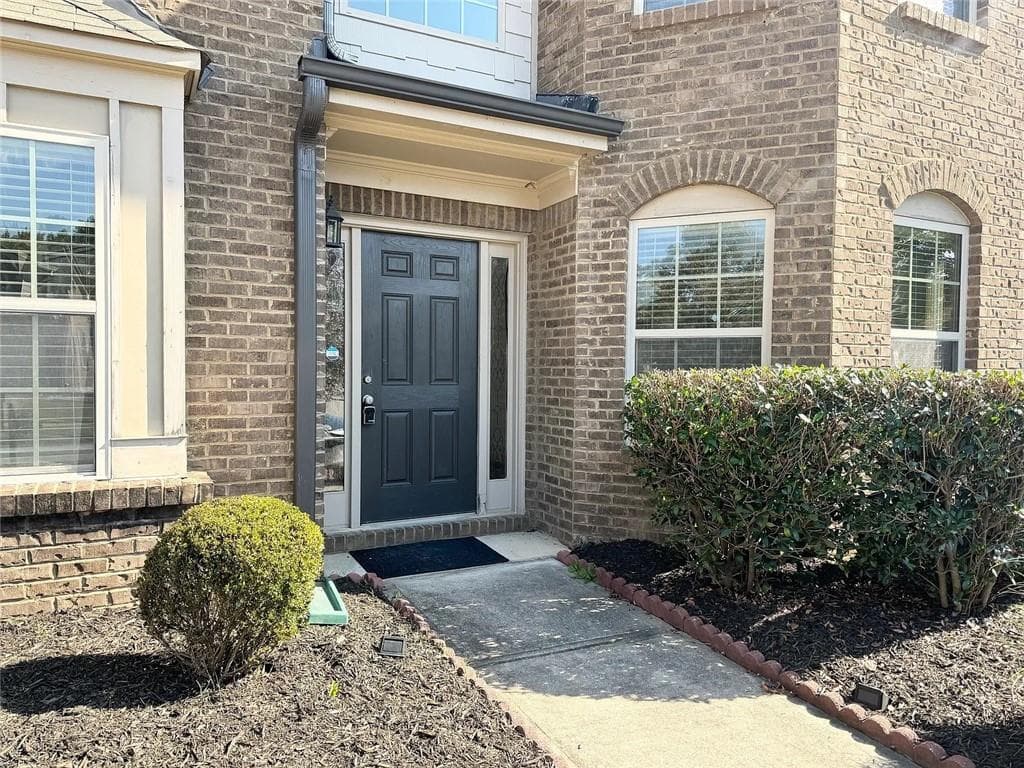 5 bedroom, 3 bathroom, 2,587 sq ft single family residence for rent at 3238 Sag Harbor Court, Buford, GA 30519 for $2,800 a month — photo 3