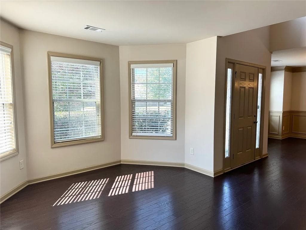 5 bedroom, 3 bathroom, 2,587 sq ft single family residence for rent at 3238 Sag Harbor Court, Buford, GA 30519 for $2,800 a month — photo 5