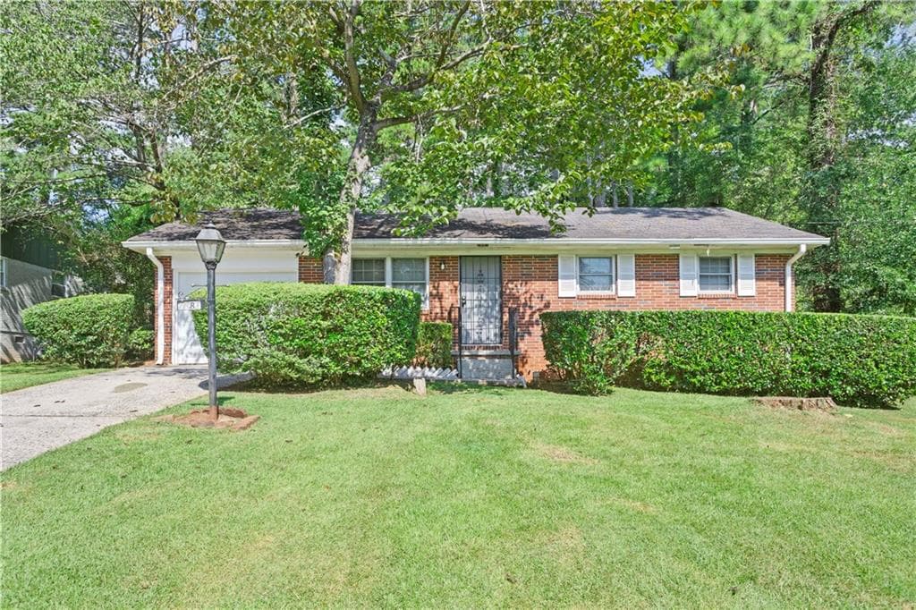 3 bedroom, 2 bathroom single family residence for sale at 2881 Gwendon Terrace, Decatur, GA 30034 — photo 1 of 26