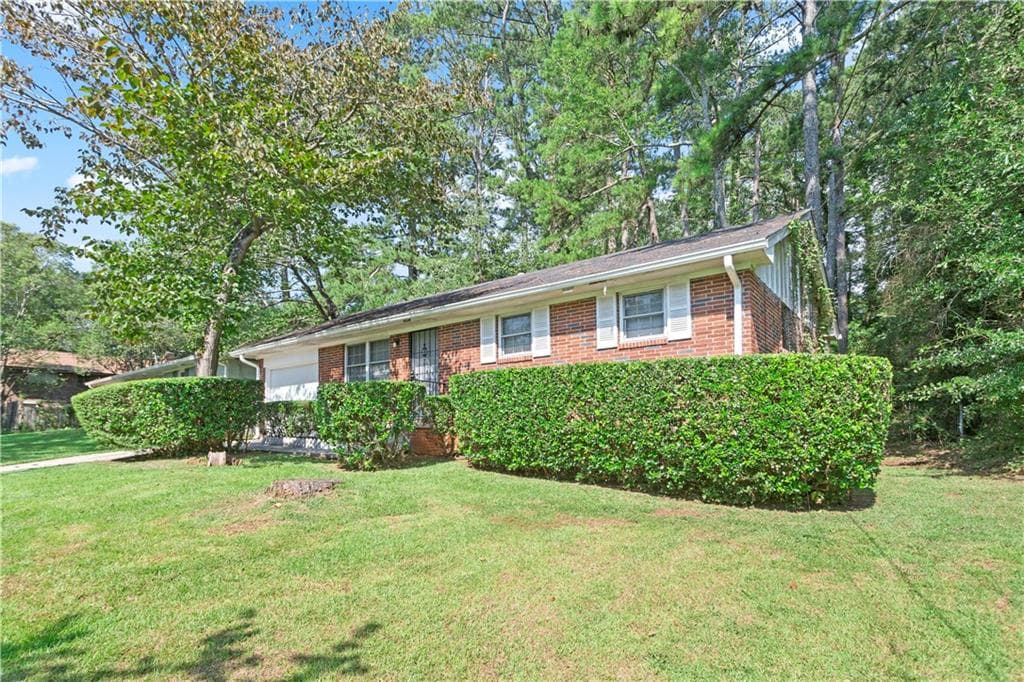 3 bedroom, 2 bathroom single family residence for sale at 2881 Gwendon Terrace, Decatur, GA 30034 — photo 2