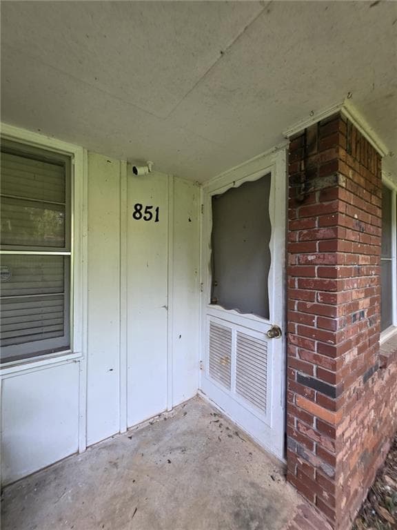 2 bedroom, 1 bathroom, 850 sq ft duplex for rent at 851 Rowland Street, Clarkston, GA 30022 for $1,350 a month — photo 1 of 17