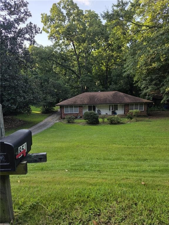 2 bedroom, 1 bathroom, 850 sq ft duplex for rent at 851 Rowland Street, Clarkston, GA 30022 for $1,350 a month — photo 2