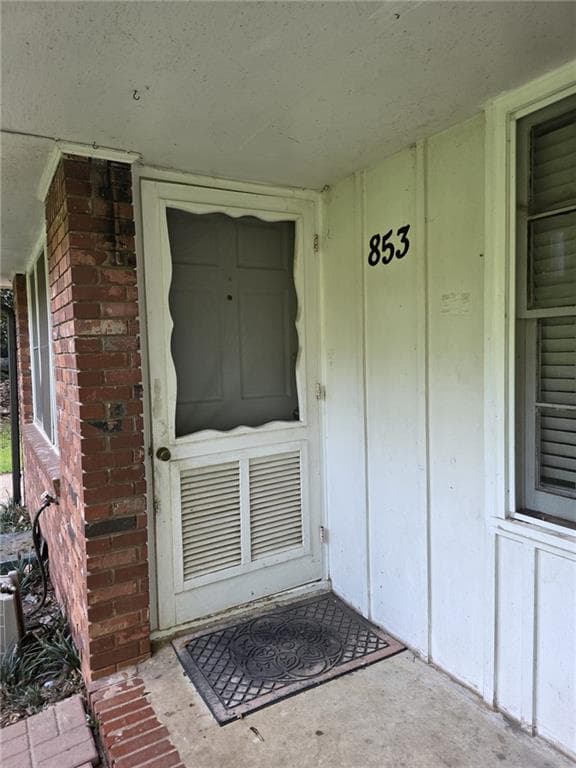 2 bedroom, 1 bathroom, 850 sq ft duplex for rent at 853 Rowland Street, Clarkston, GA 30022 for $1,350 a month — photo 1 of 15