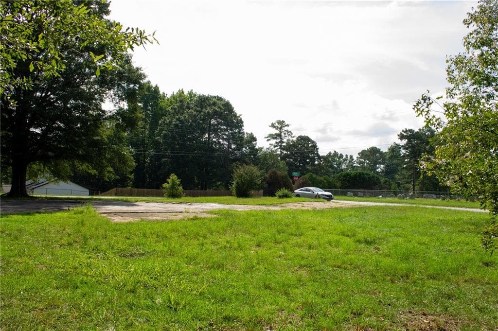 single family residence for sale at 8465 Kendrick Road, Jonesboro, GA 30238 — photo 4
