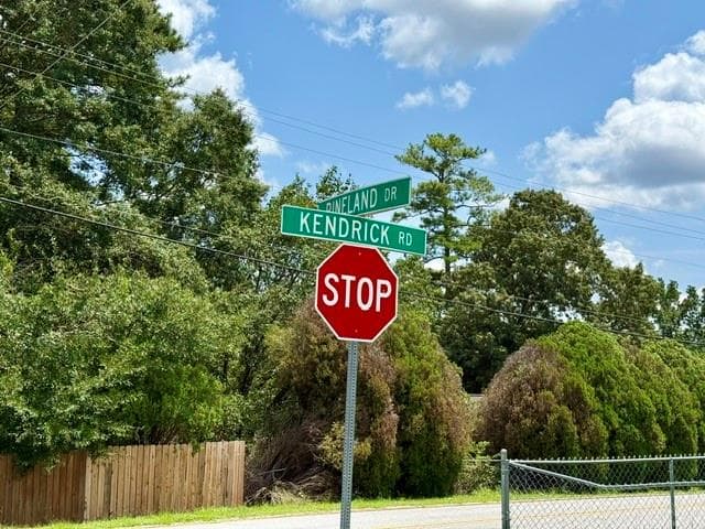 single family residence for sale at 8465 Kendrick Road, Jonesboro, GA 30238 — photo 10