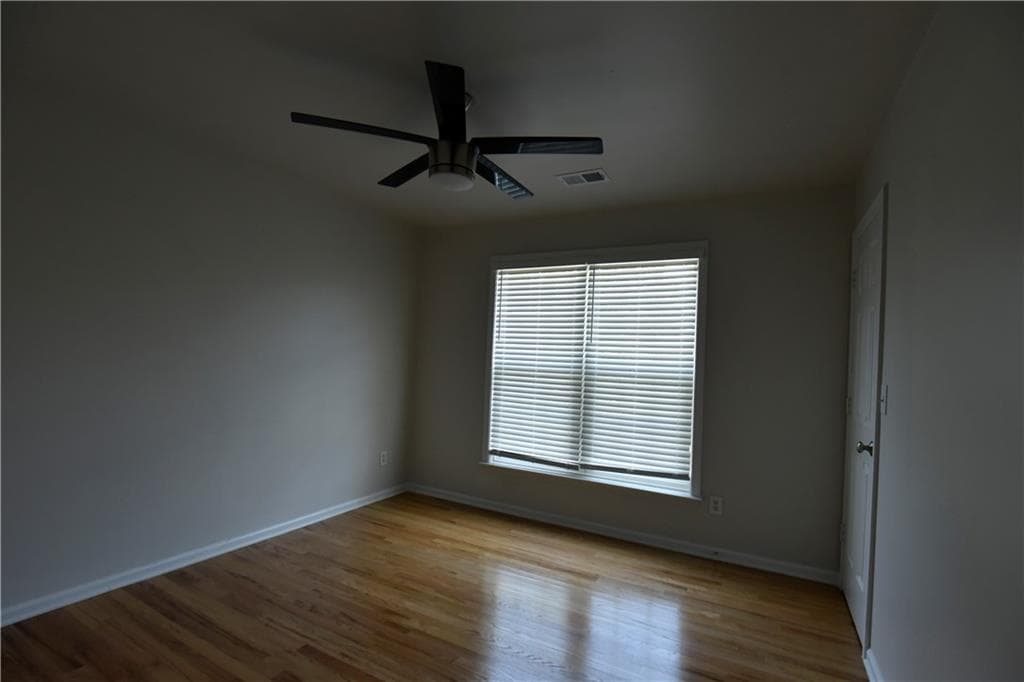 5 bedroom, 3 bathroom, 2,324 sq ft single family residence for rent at 2115 Vistoria Drive, Cumming, GA 30041 for $2,800 a month — photo 9