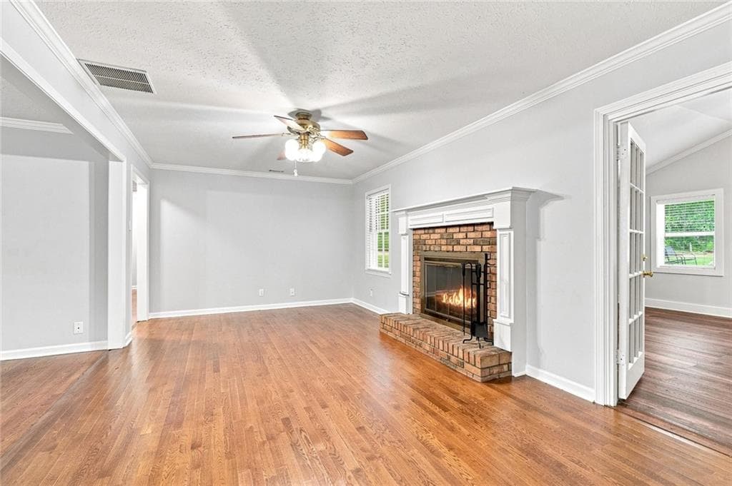 3 bedroom, 2 bathroom, 1,892 sq ft single family residence under contract at 2633 Creek Lane, Snellville, GA 30078 — photo 10
