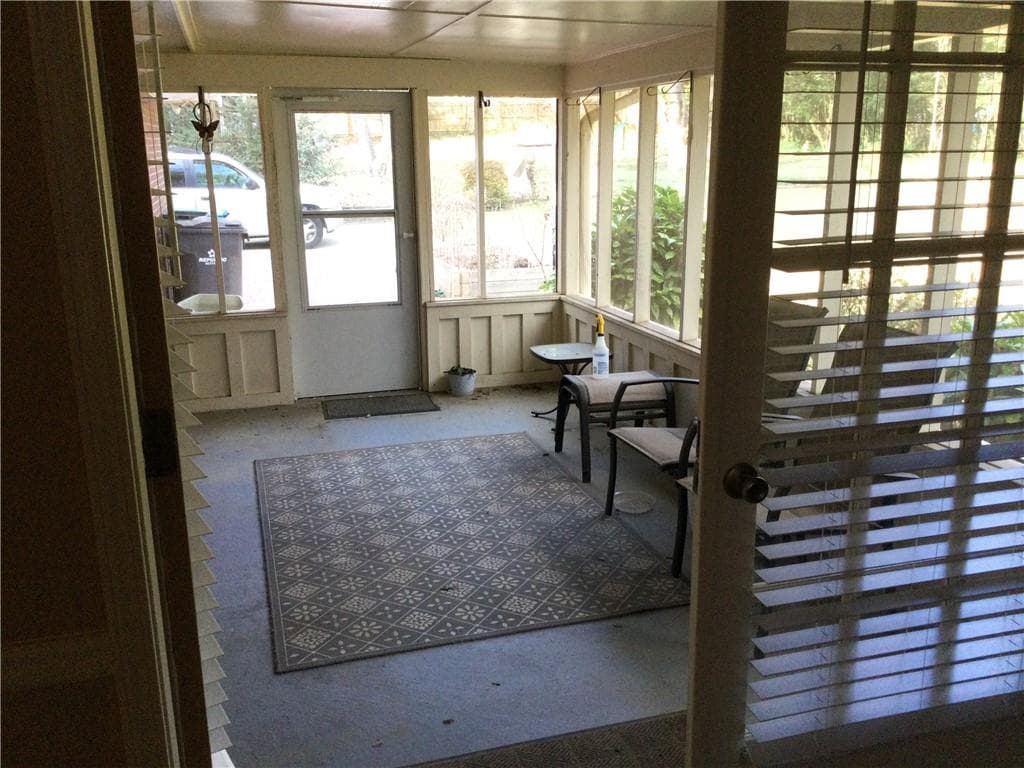 3 bedroom, 2 bathroom, 1,868 sq ft single family residence for sale at 1368 BRANCHWOOD Drive, Snellville, GA 30078 — photo 8