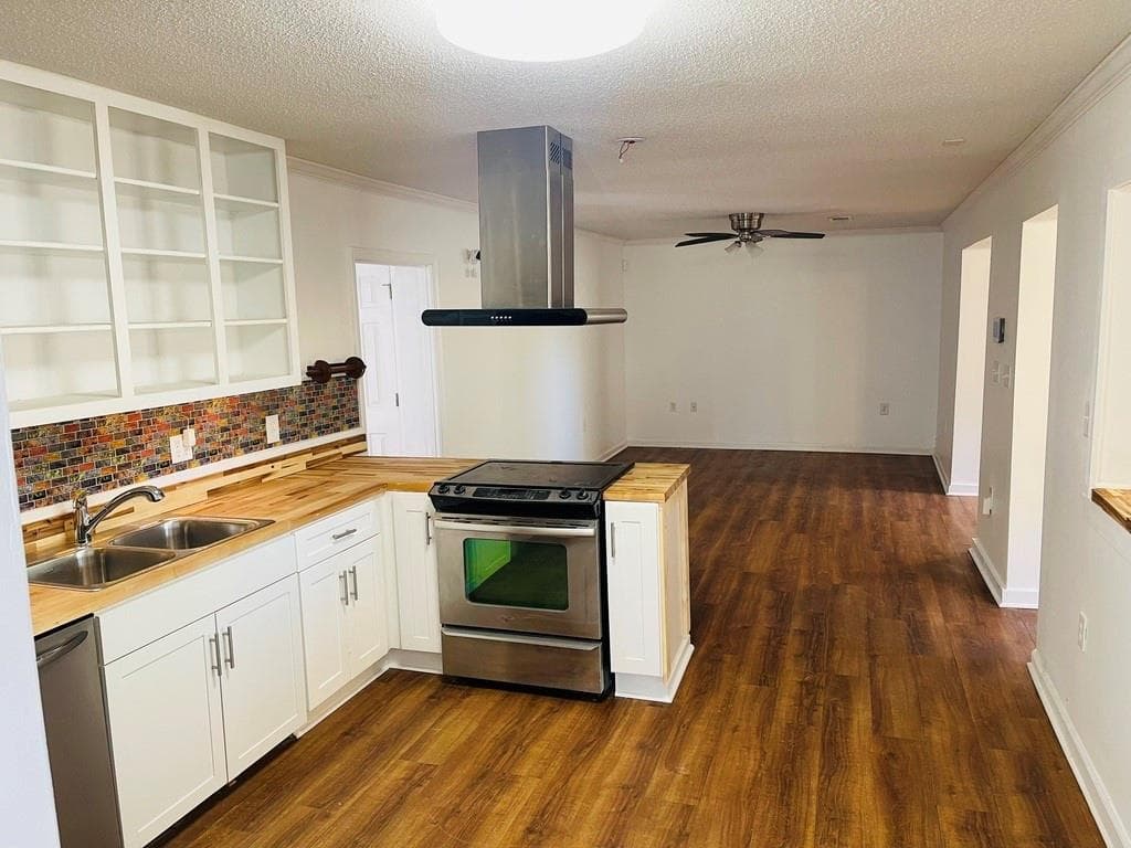 4 bedroom, 2 bathroom, 1,744 sq ft single family residence for rent at 1033 Highway 155 N A, Mcdonough, GA 30253 for $2,200 a month — photo 4