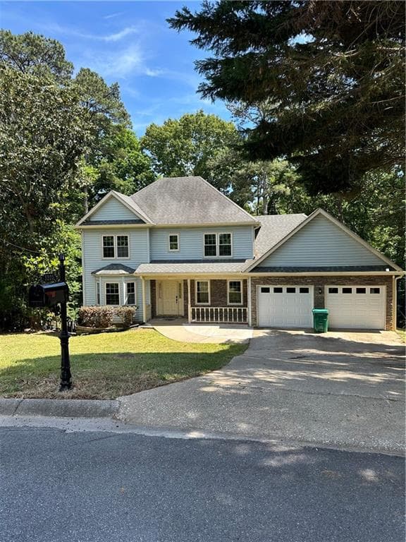 4 bedroom, 4 bathroom, 2,160 sq ft single family residence for rent at 3305 Maple Ridge Court, Suwanee, GA 30024 for $2,490 a month — photo 2