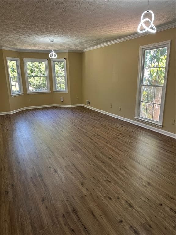 4 bedroom, 4 bathroom, 2,160 sq ft single family residence for rent at 3305 Maple Ridge Court, Suwanee, GA 30024 for $2,490 a month — photo 9