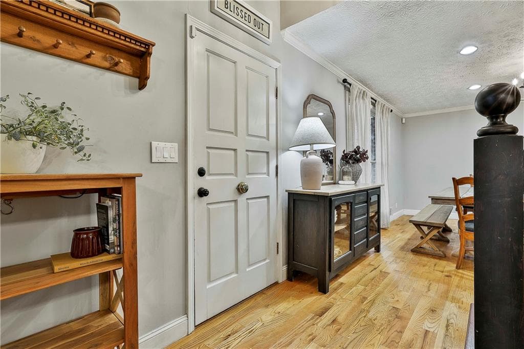 3 bedroom, 3 bathroom, 2,370 sq ft single family residence for sale at 3191 Buck Branch Road, Conyers, GA 30094 — photo 4