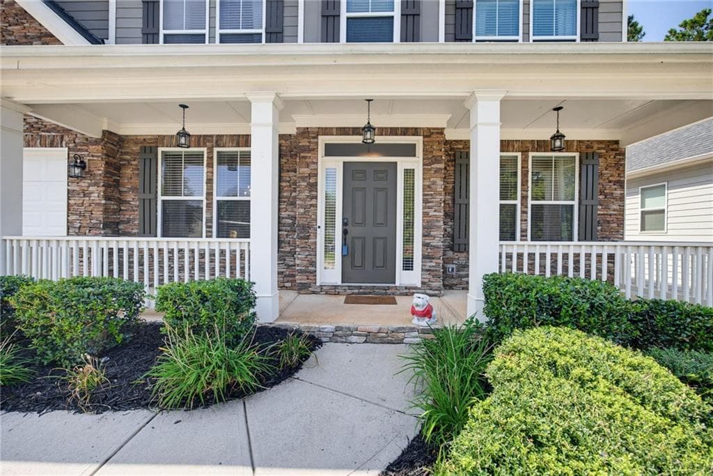 5 bedroom, 3 bathroom, 3,234 sq ft single family residence for sale at 158 Lilyfield Lane, Acworth, GA 30101 — photo 3