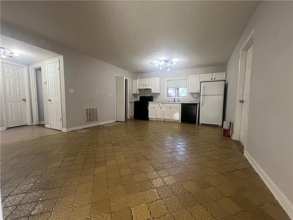 3 bedroom, 2 bathroom, 1,496 sq ft townhouse for rent at 2124 Fieldstone View Court 2124B, Conyers, GA 30013 for $1,325 a month — photo 10