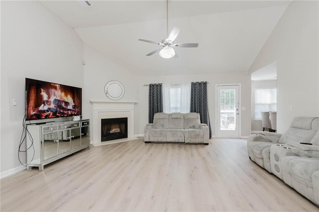 3 bedroom, 2 bathroom, 1,283 sq ft single family residence under contract at 111 Saint Brendands Drive, Bonaire, GA 31005 — photo 6