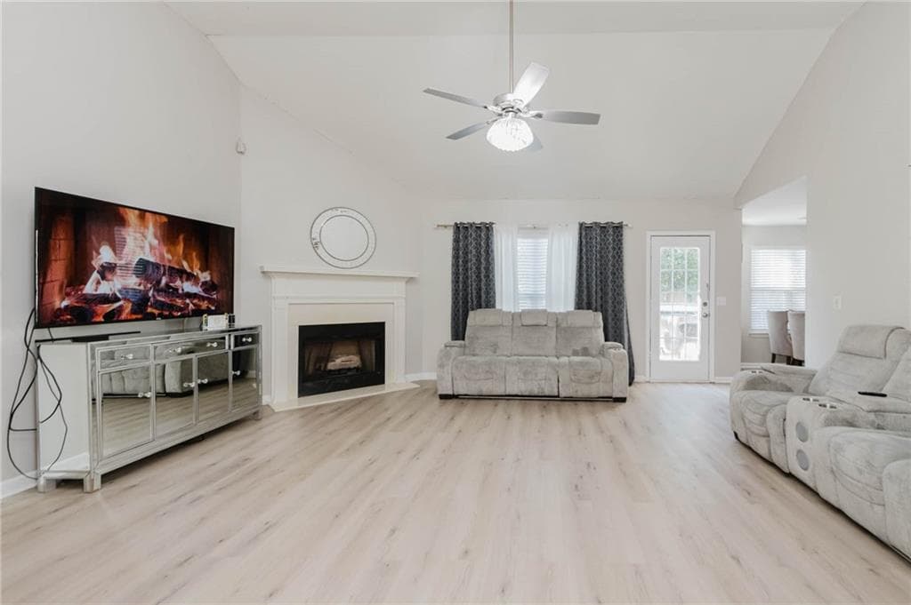 3 bedroom, 2 bathroom, 1,283 sq ft single family residence under contract at 111 Saint Brendands Drive, Bonaire, GA 31005 — photo 7