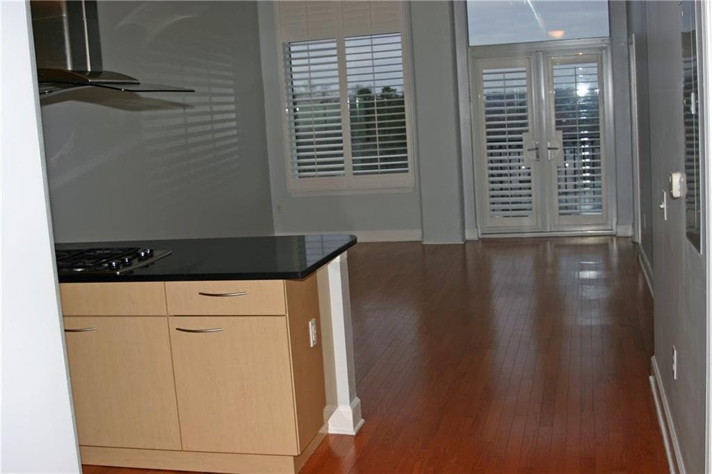 1 bedroom, 1 bathroom, 964 sq ft condominium for rent at 3820 Roswell Road 412, Atlanta, GA 30342 for $2,100 a month — photo 6
