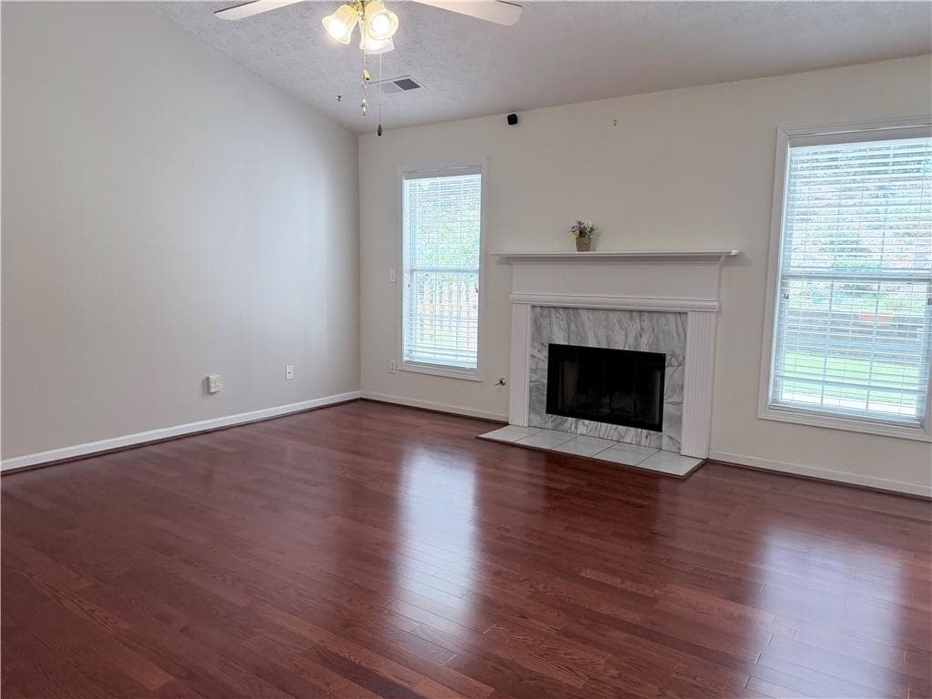 3 bedroom, 2 bathroom, 1,652 sq ft single family residence for sale at 317 Carlton Chase Court, Dacula, GA 30019 — photo 8