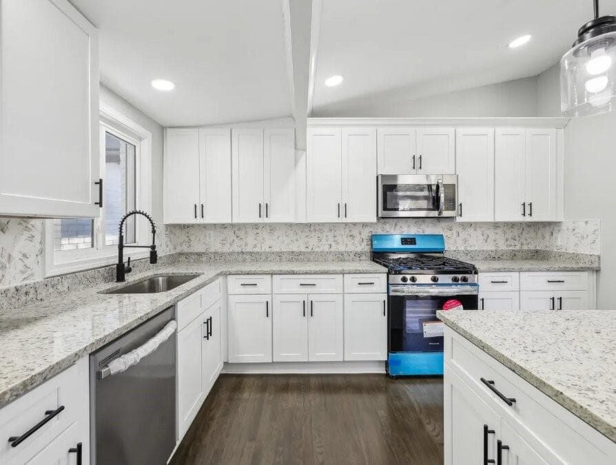 3 bedroom, 2 bathroom, 1,505 sq ft single family residence under contract at 2592 Baker Road, Atlanta, GA 30318 — photo 9