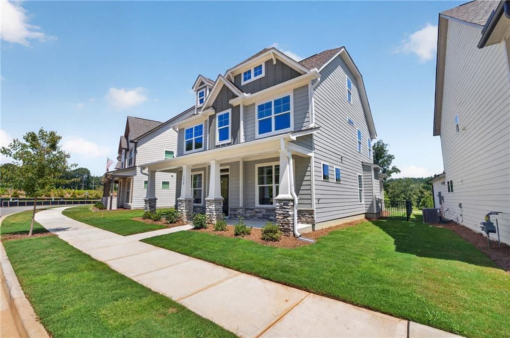 3 bedroom, 4 bathroom, 2,506 sq ft single family residence for sale at 150 Marble Tree Way, Ball Ground, GA 30107 — photo 3