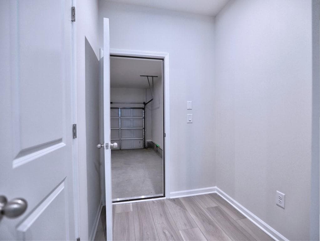 3 bedroom, 3 bathroom, 2,046 sq ft single family residence for rent at 710 Smokey Quartz Way, Kennesaw, GA 30144 for $2,500 a month — photo 9