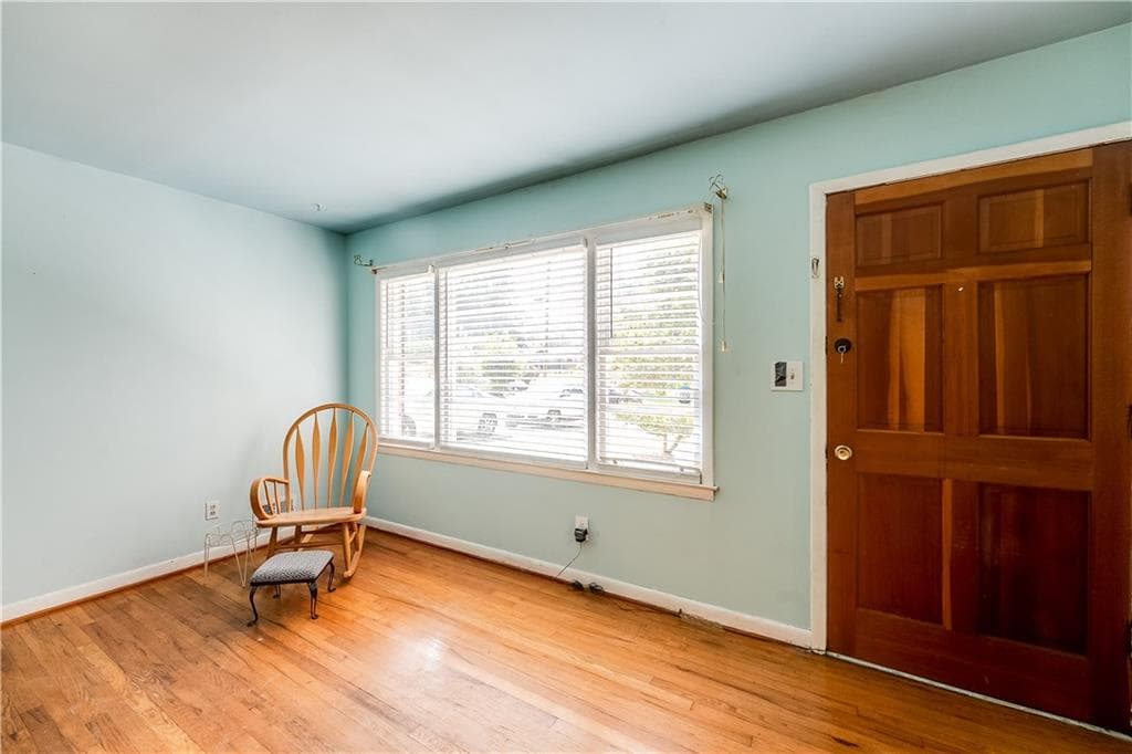 3 bedroom, 2 bathroom, 2,076 sq ft single family residence for sale at 1709 Lee Street, Decatur, GA 30035 — photo 5
