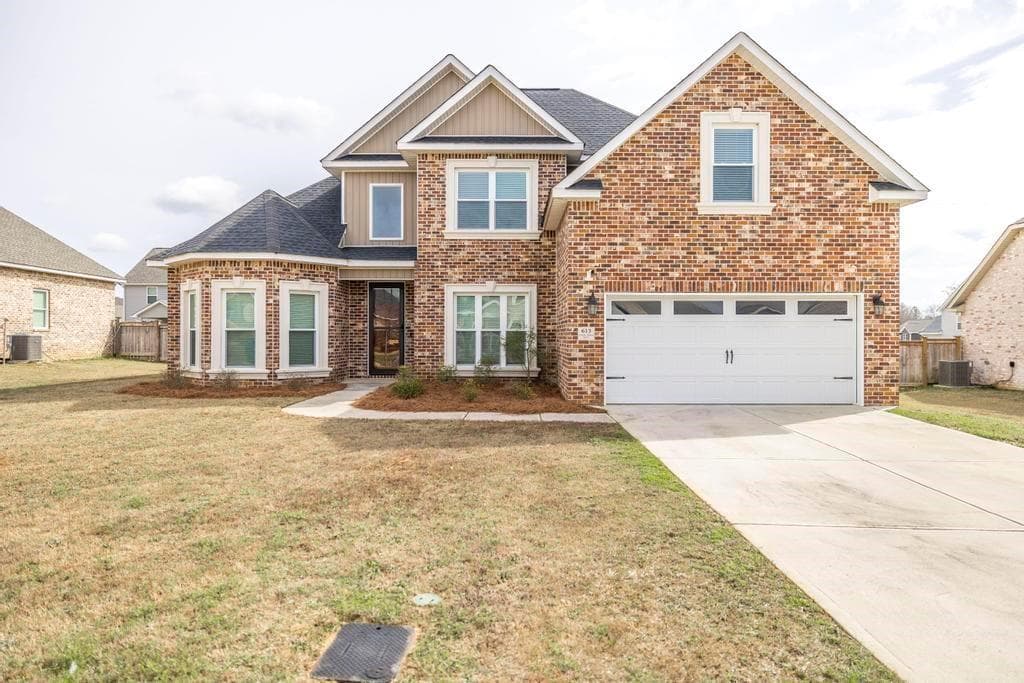 5 bedroom, 3 bathroom, 2,418 sq ft single family residence for sale at 613 Jeffery Thomas Drive, Bonaire, GA 31005