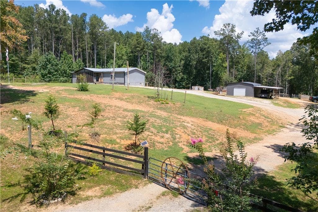 3 bedroom, 2 bathroom, 1,736 sq ft single family residence for sale at 120 Styles Lake Road, Waco, GA 30182