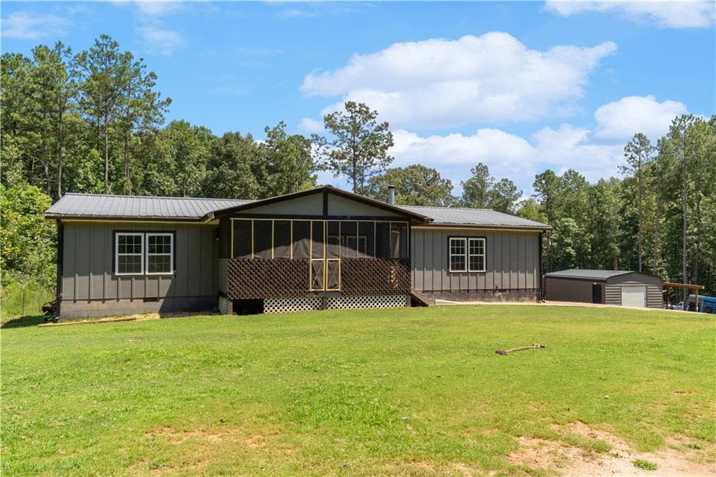 3 bedroom, 2 bathroom, 1,736 sq ft single family residence for sale at 120 Styles Lake Road, Waco, GA 30182 — photo 2