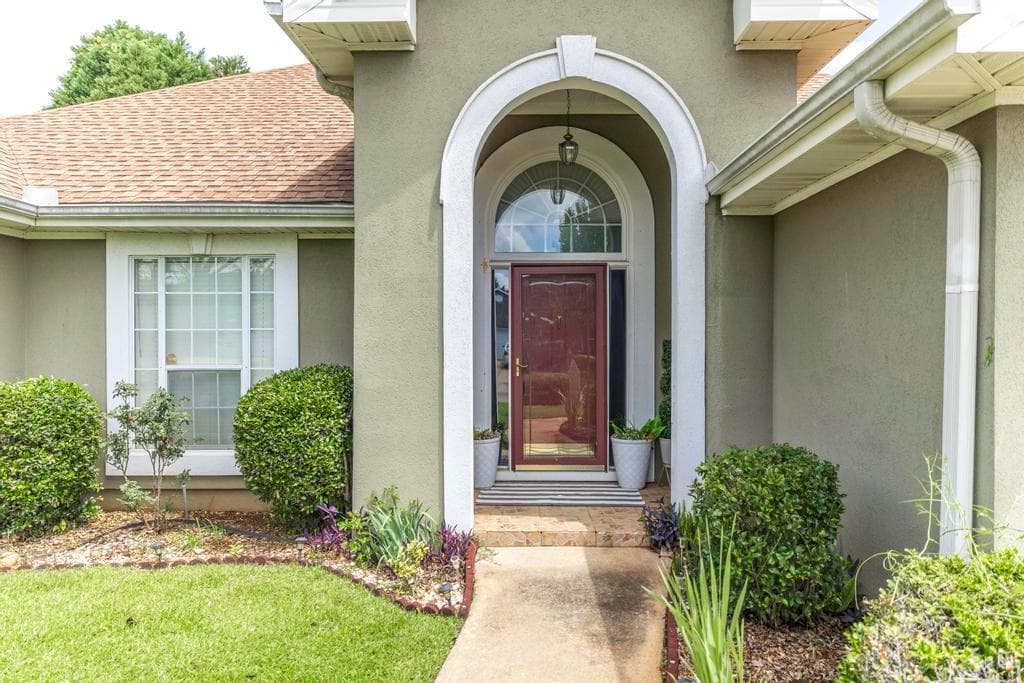 3 bedroom, 2 bathroom, 2,070 sq ft single family residence for sale at 123 Galaxy Avenue, Bonaire, GA 31005 — photo 5