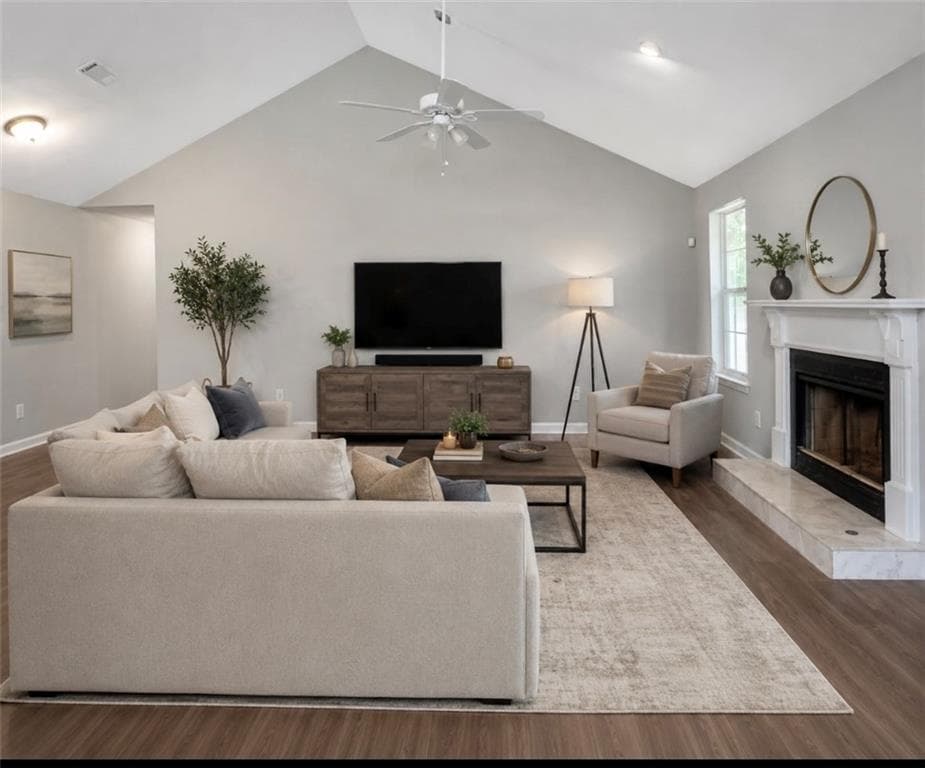 3 bedroom, 2 bathroom, 1,400 sq ft single family residence for sale at 956 Forest Path, Stone Mountain, GA 30088 — photo 2
