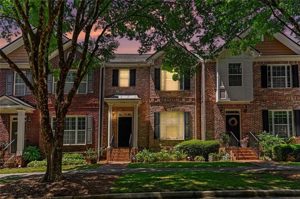2 bedroom, 3 bathroom, 1,929 sq ft townhouse for sale at 1533 Endurance Hill Drive, Kennesaw, GA 30152 — photo 2