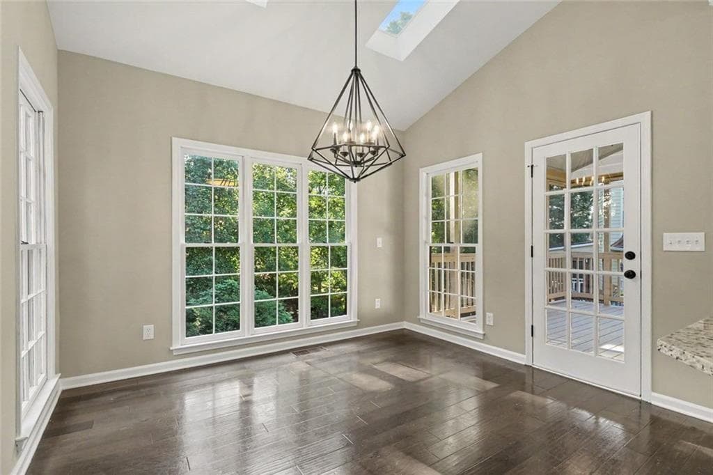5 bedroom, 4 bathroom, 4,357 sq ft single family residence for sale at 900 Secret Cove Drive, Sugar Hill, GA 30518 — photo 8