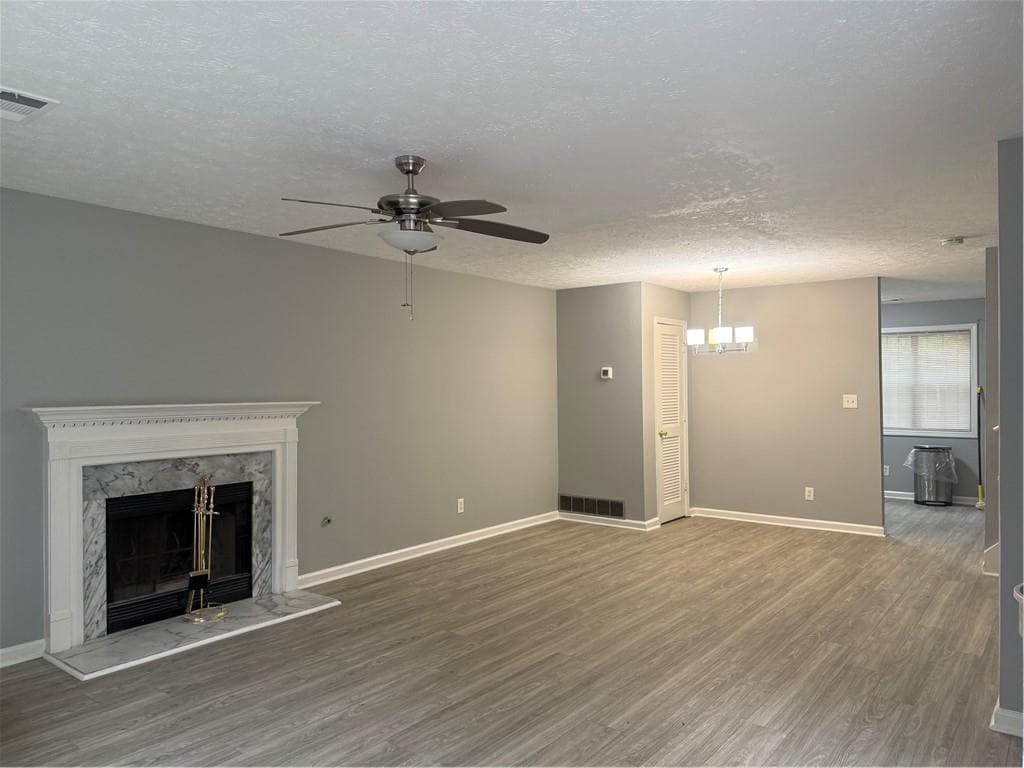 3 bedroom, 3 bathroom, 1,470 sq ft townhouse for sale at 6341 Wedgeview Drive, Tucker, GA 30084 — photo 7