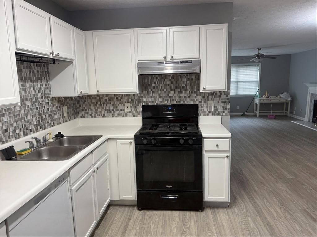3 bedroom, 3 bathroom, 1,470 sq ft townhouse for sale at 6341 Wedgeview Drive, Tucker, GA 30084 — photo 10
