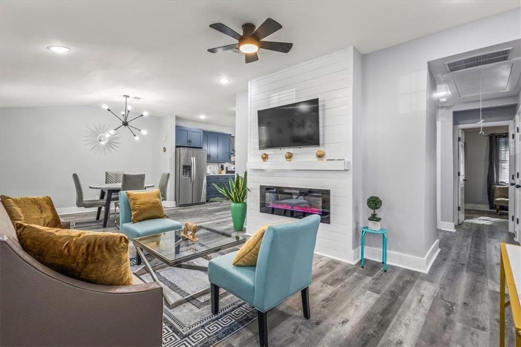 3 bedroom, 2 bathroom, 1,249 sq ft single family residence for sale at 358 Roy Street, Atlanta, GA 30310 — photo 5