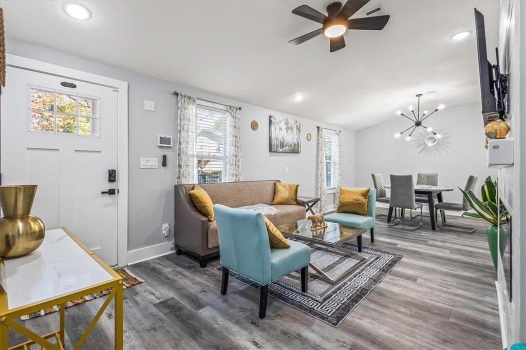 3 bedroom, 2 bathroom, 1,249 sq ft single family residence for sale at 358 Roy Street, Atlanta, GA 30310 — photo 10