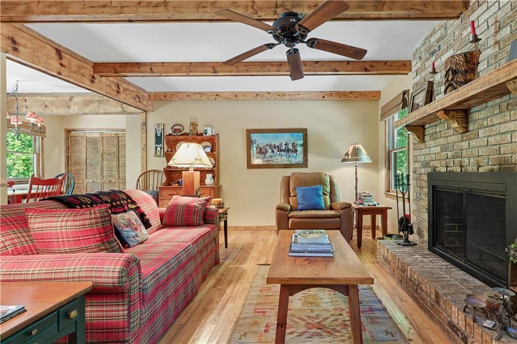 2 bedroom, 2 bathroom, 1,186 sq ft single family residence for sale at 102 Moses Road, Rabun Gap, GA 30568 — photo 7