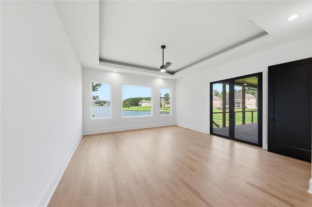 4 bedroom, 5 bathroom, 6,900 sq ft single family residence under contract at 2453 Lake Erma Drive, Hampton, GA 30228 — photo 8