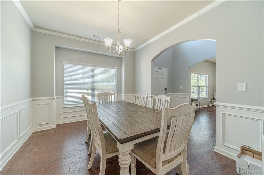 5 bedroom, 3 bathroom, 2,882 sq ft single family residence for sale at 1102 Bald Eagle Trace, Hoschton, GA 30548 — photo 4
