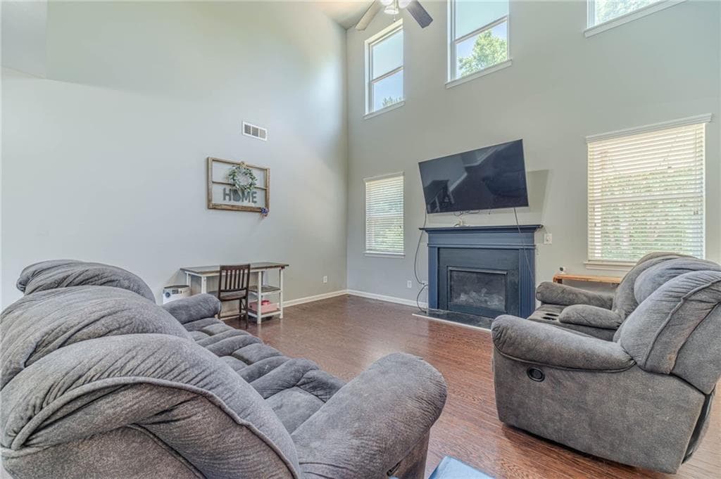 5 bedroom, 3 bathroom, 2,882 sq ft single family residence for sale at 1102 Bald Eagle Trace, Hoschton, GA 30548 — photo 5